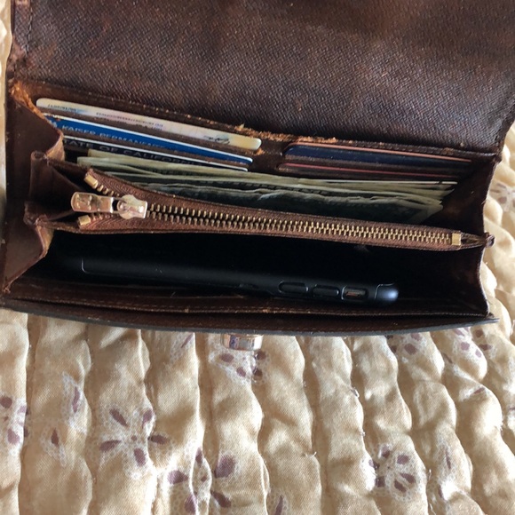 Louis Vuitton Monogram Boite Clutch/Wallet - Picture 14 of 14